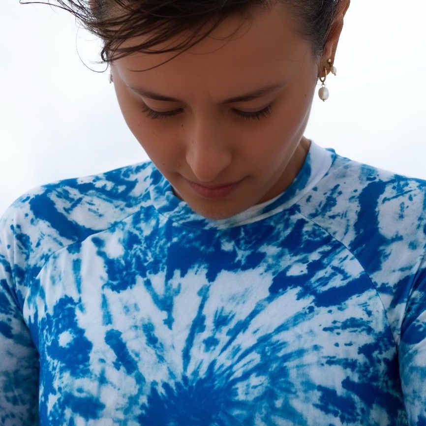 Sharkline / Abigail Kidd